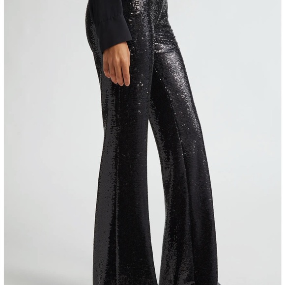 L'AGENCE
BLACK SEQUIN FLARED DRESS PANT - size 2 - Picture 3 of 7